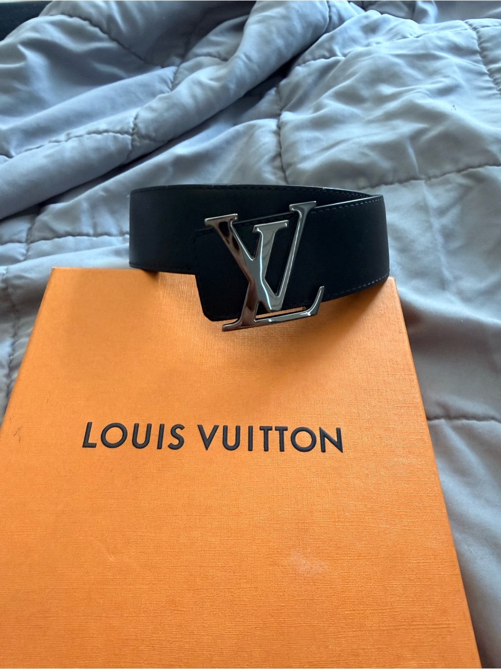 Louis Vuitton Black Leather Belt with Silver LV Initiales Buckle - Picture 1 of 6